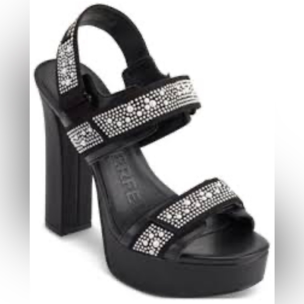 💚💚🌼NIB Karl Lagerfeld Black and White Sandals with Sparkling Embellishments